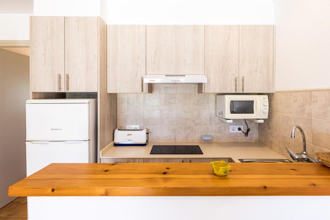 Apartamentos Arenal Playa 푼타 그로사 외부 사진