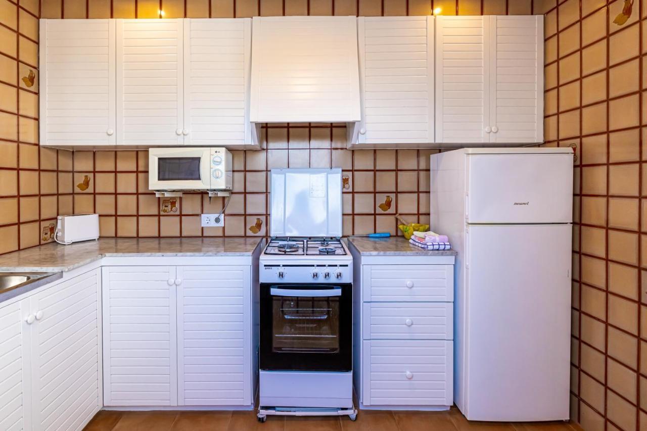 Apartamentos Arenal Playa 푼타 그로사 외부 사진