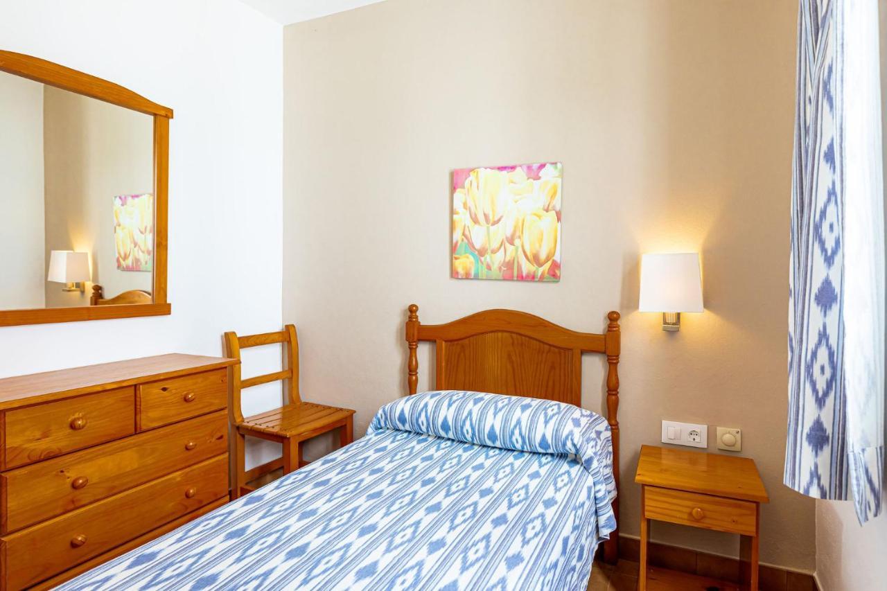 Apartamentos Arenal Playa 푼타 그로사 외부 사진